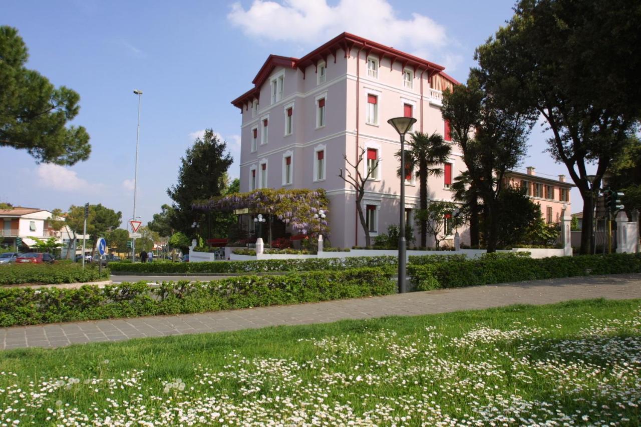 Hotel Giardinetto Desenzano del Garda Dış mekan fotoğraf