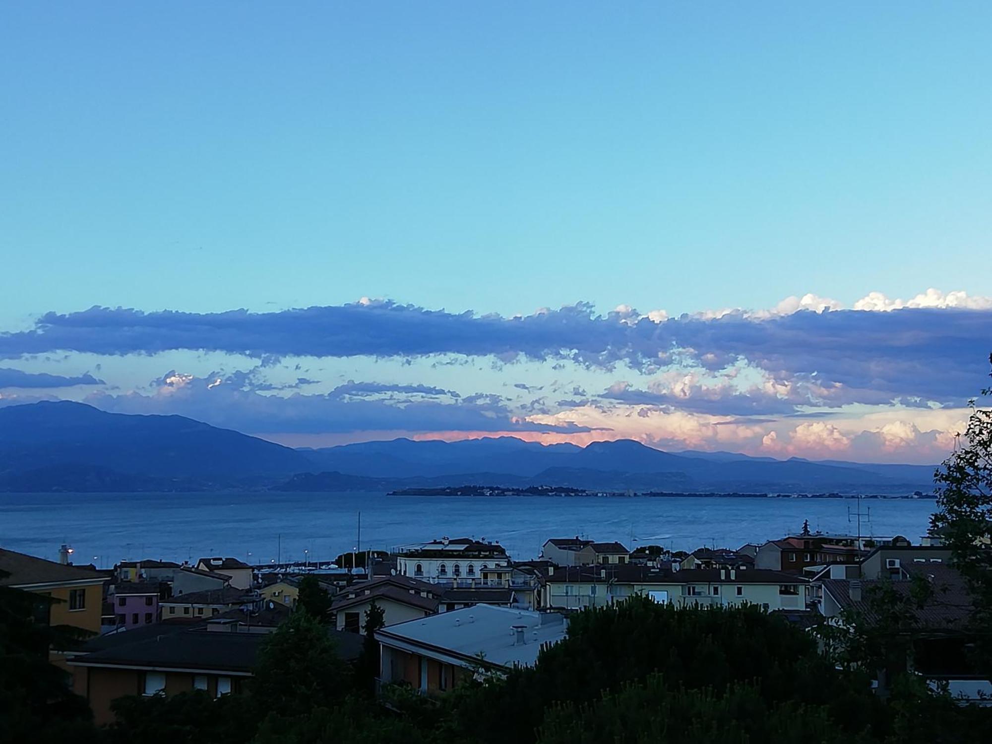 Hotel Giardinetto Desenzano del Garda Dış mekan fotoğraf