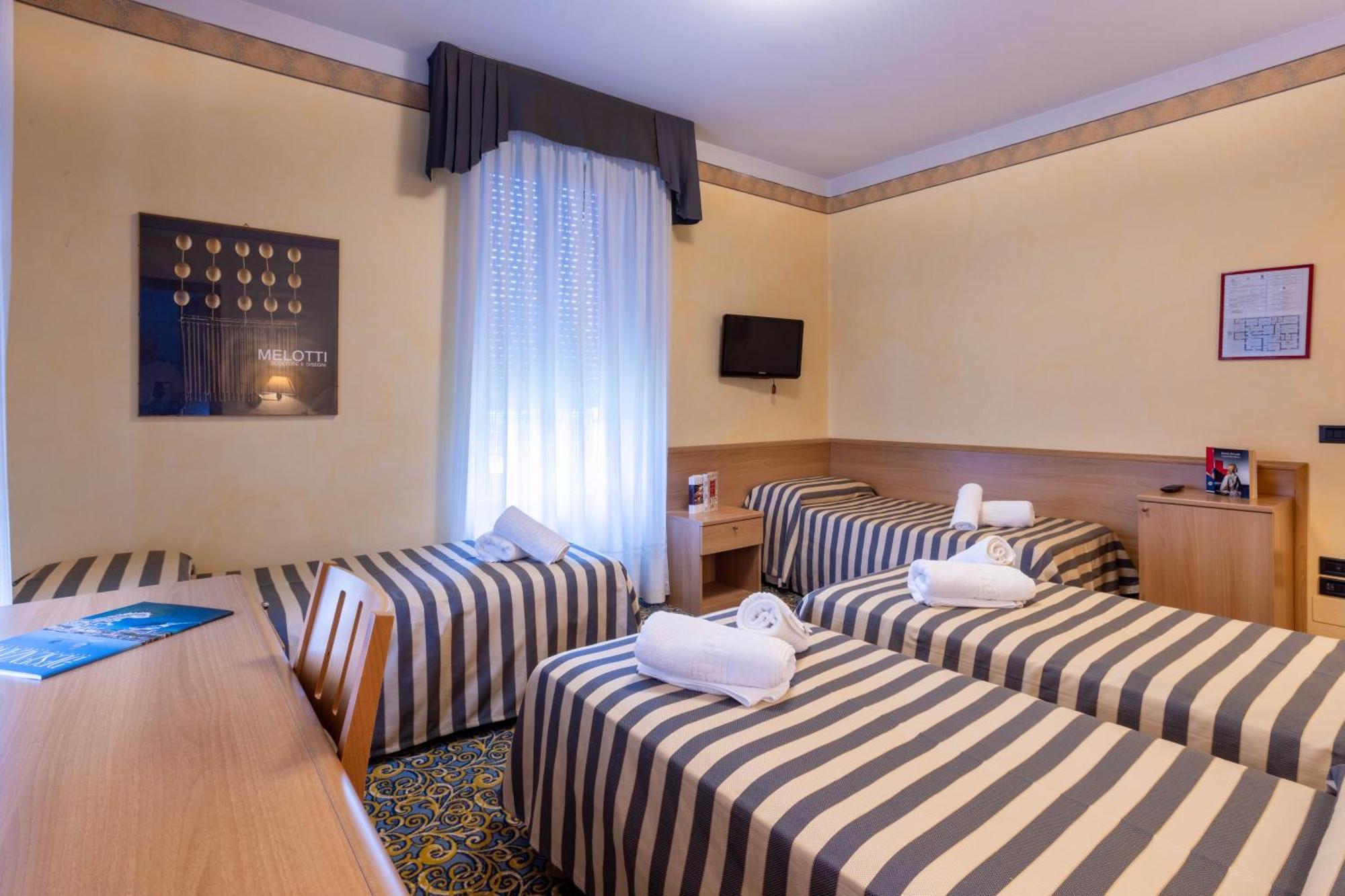 Hotel Giardinetto Desenzano del Garda Dış mekan fotoğraf