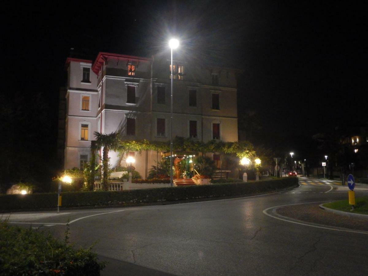 Hotel Giardinetto Desenzano del Garda Dış mekan fotoğraf